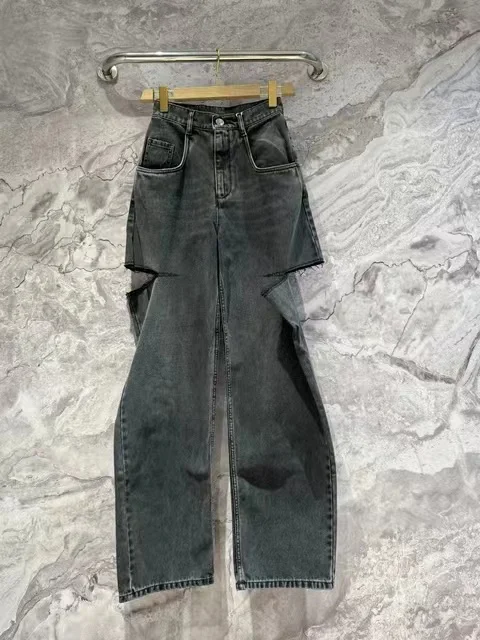 aa6758 Fashion women jeans 2024 Popular European Design party style Women's Clothing
aa6758 Fashion women jeans 2024 Popular European Design party style Women's Clothing
