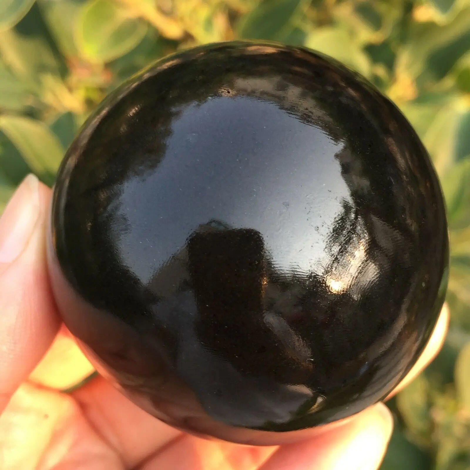 Beautiful Natural Black Tourmaline Crystal British Energy Ball Reiki Gift Decoration
Beautiful Natural Black Tourmaline Crystal British Energy Ball Reiki Gift Decoration