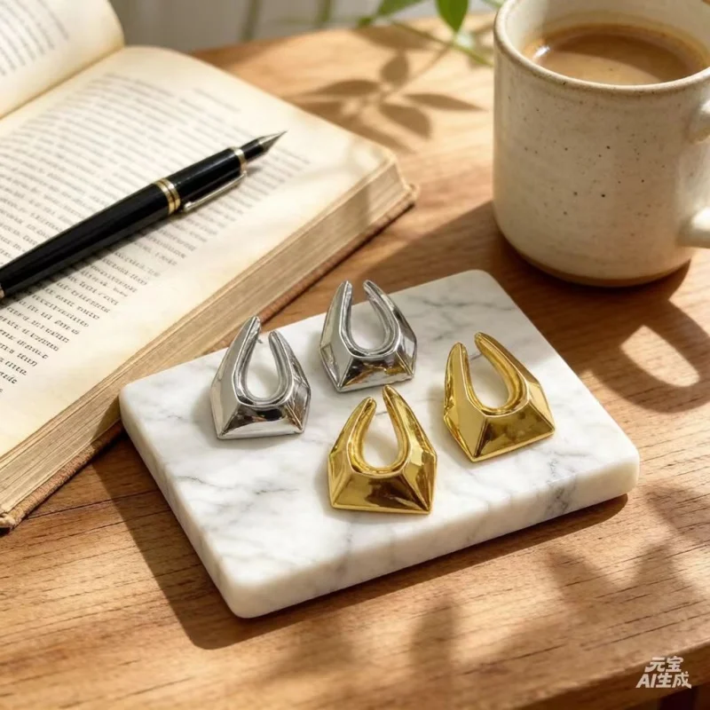 Exaggerated Irregular Geometric Triangle Rhombus Alloy Earrings Elegant Ladies Daily Party Versatile Accessories No Gem
Exaggerated Irregular Geometric Triangle Rhombus Alloy Earrings Elegant Ladies Daily Party Versatile Accessories No Gem