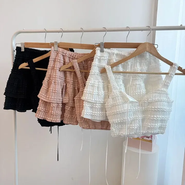 2026 Summer New Solid Color Ruffled 3-Color Split Swimsuit Women Cute Fresh Pure Desire Sweet Beach Vacation
2026 Summer New Solid Color Ruffled 3-Color Split Swimsuit Women Cute Fresh Pure Desire Sweet Beach Vacation