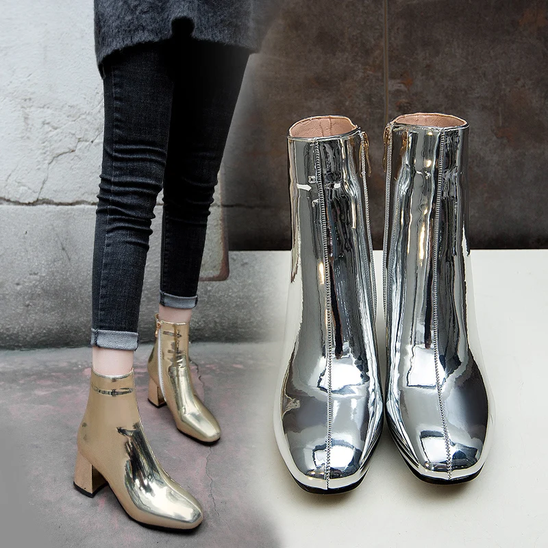 Square toe silver laser patent leather thick heel short boots 43 45 large size high heel women's boots performance catwalk
Square toe silver laser patent leather thick heel short boots 43 45 large size high heel women's boots performance catwalk