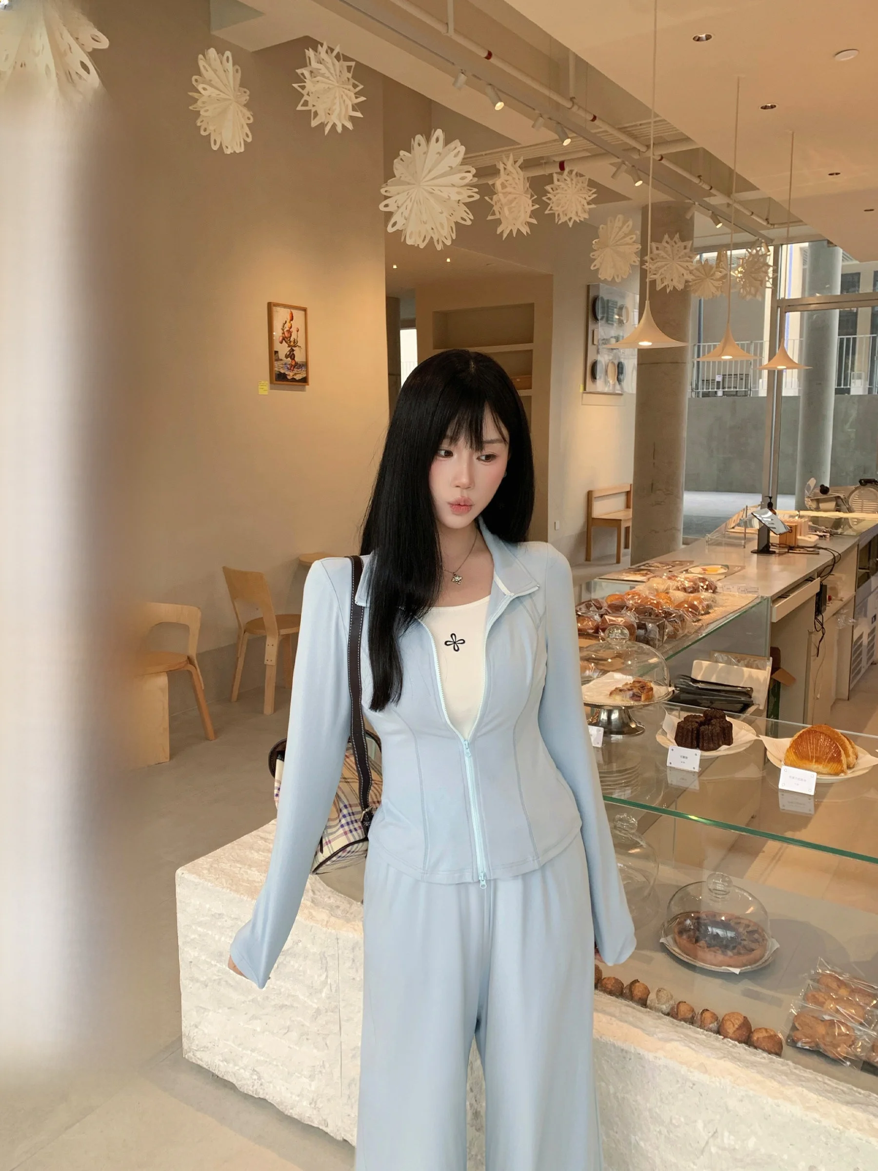 Fashionable Slimming Summer Sportswear Set Women's Casual Waist-Cinching Sun Protection Two-Piece Suit Breathable Medium-Thic...
Fashionable Slimming Summer Sportswear Set Women's Casual Waist-Cinching Sun Protection Two-Piece Suit Breathable Medium-Thic...