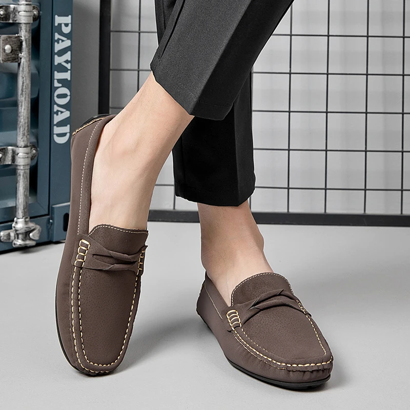 2025 Fashionable Spring Suede Men's Comfortable Bean Shoes Korean Version Trendy Versatile One Foot Soft Sole Anti Slip Loafers
2025 Fashionable Spring Suede Men's Comfortable Bean Shoes Korean Version Trendy Versatile One Foot Soft Sole Anti Slip Loafers