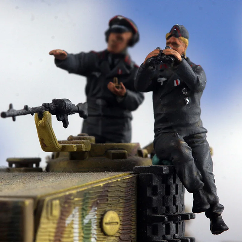 Масштаб 1:72, смола, немецкий танковый солдат/джойдер, 2-местный групповой сцены, аксессуар, модель, игрушки для взрослых, классические подарки, статический дисплей
Масштаб 1:72, смола, немецкий танковый солдат/джойдер, 2-местный групповой сцены, аксессуар, модель, игрушки для взрослых, классические подарки, статический дисплей