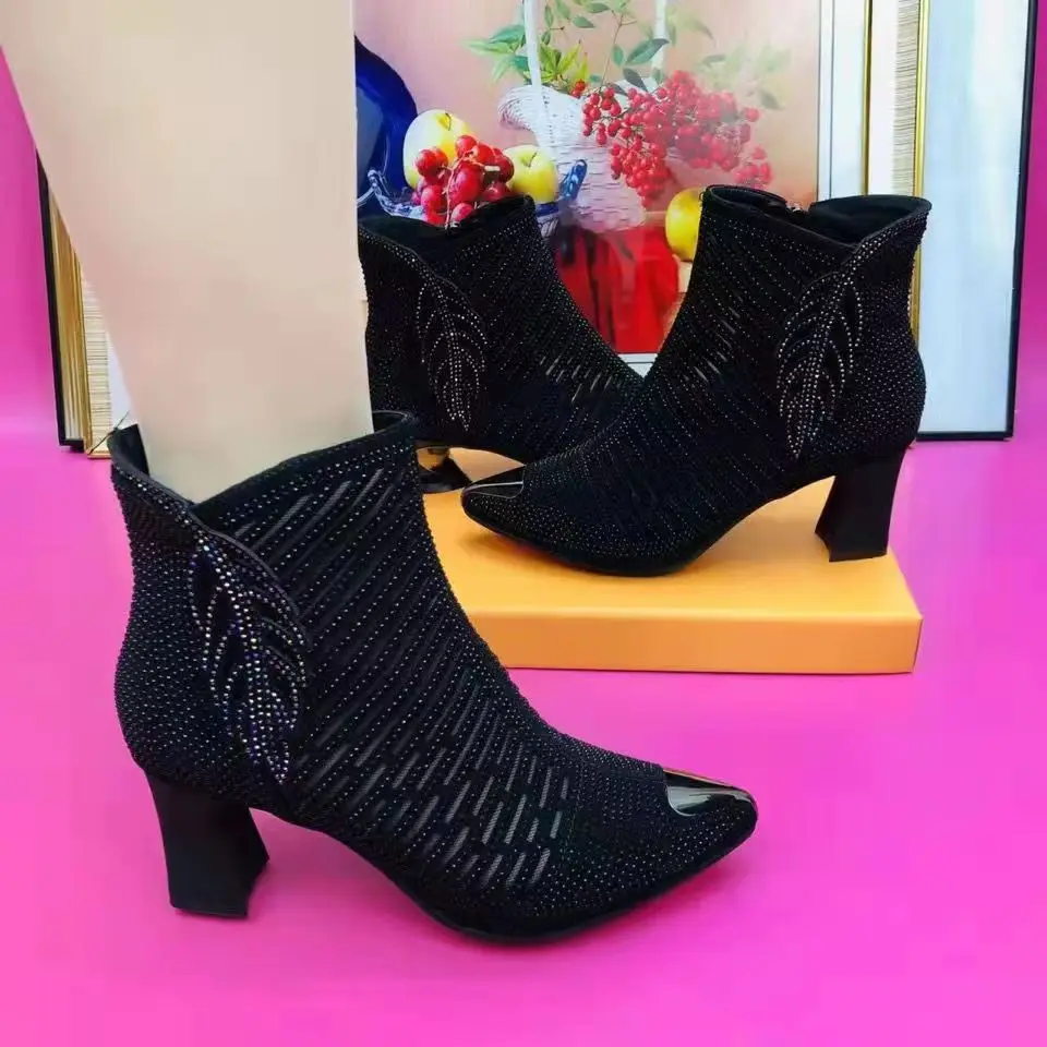 2022 New Sexy All-match Rhinestone Fashion Shoes Women Thick-heeled Mid-heel Pointed Toe Side Zipper Sandals Women's
2022 New Sexy All-match Rhinestone Fashion Shoes Women Thick-heeled Mid-heel Pointed Toe Side Zipper Sandals Women's