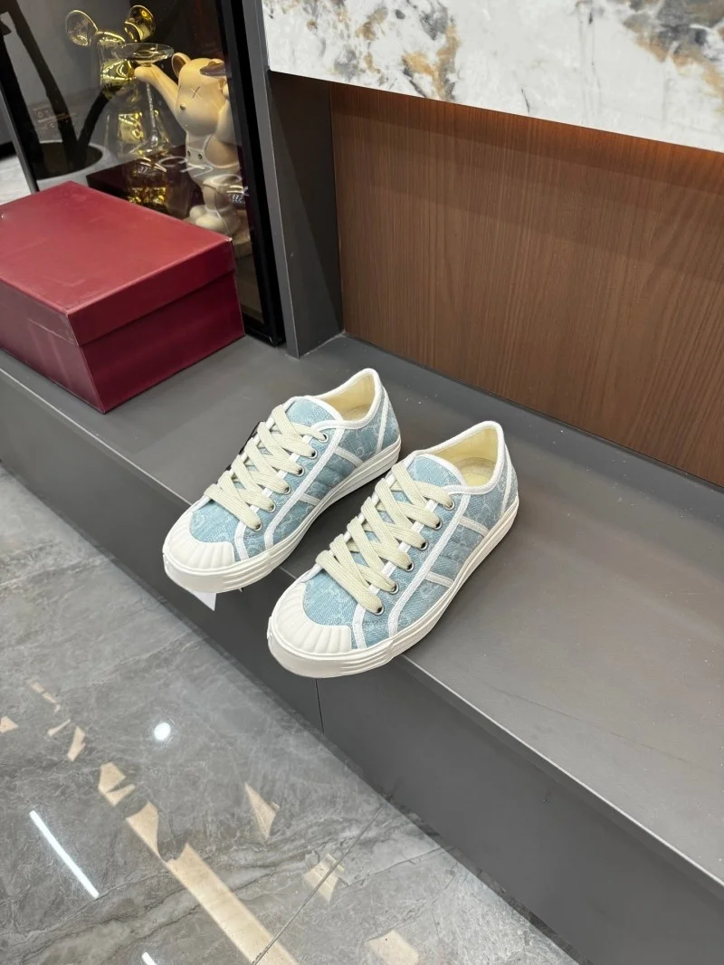 Women Platform Shoes Casual Slip on Shoes Fashion Loafers Ladies Sneakers Tennis Femme Sneaker Woman
Women Platform Shoes Casual Slip on Shoes Fashion Loafers Ladies Sneakers Tennis Femme Sneaker Woman