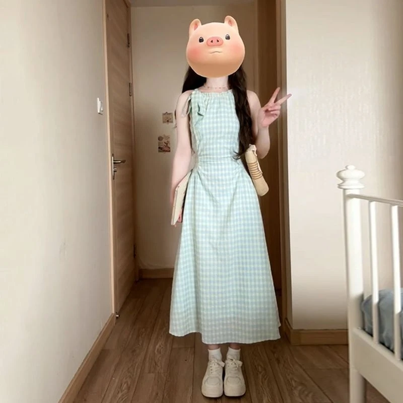 French-style plaid bow strap dress for women2025New summer long dresses for vacation style early summer outfits
French-style plaid bow strap dress for women2025New summer long dresses for vacation style early summer outfits