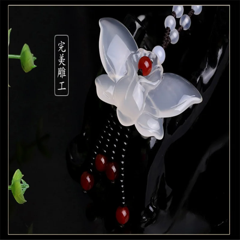Natural Ice Jade Chalcedony Flowers Bloom and Wealth Sweater Chain Butterfly Flower Jade Necklace Couple Style Jade Pendant Agat
Natural Ice Jade Chalcedony Flowers Bloom and Wealth Sweater Chain Butterfly Flower Jade Necklace Couple Style Jade Pendant Agat