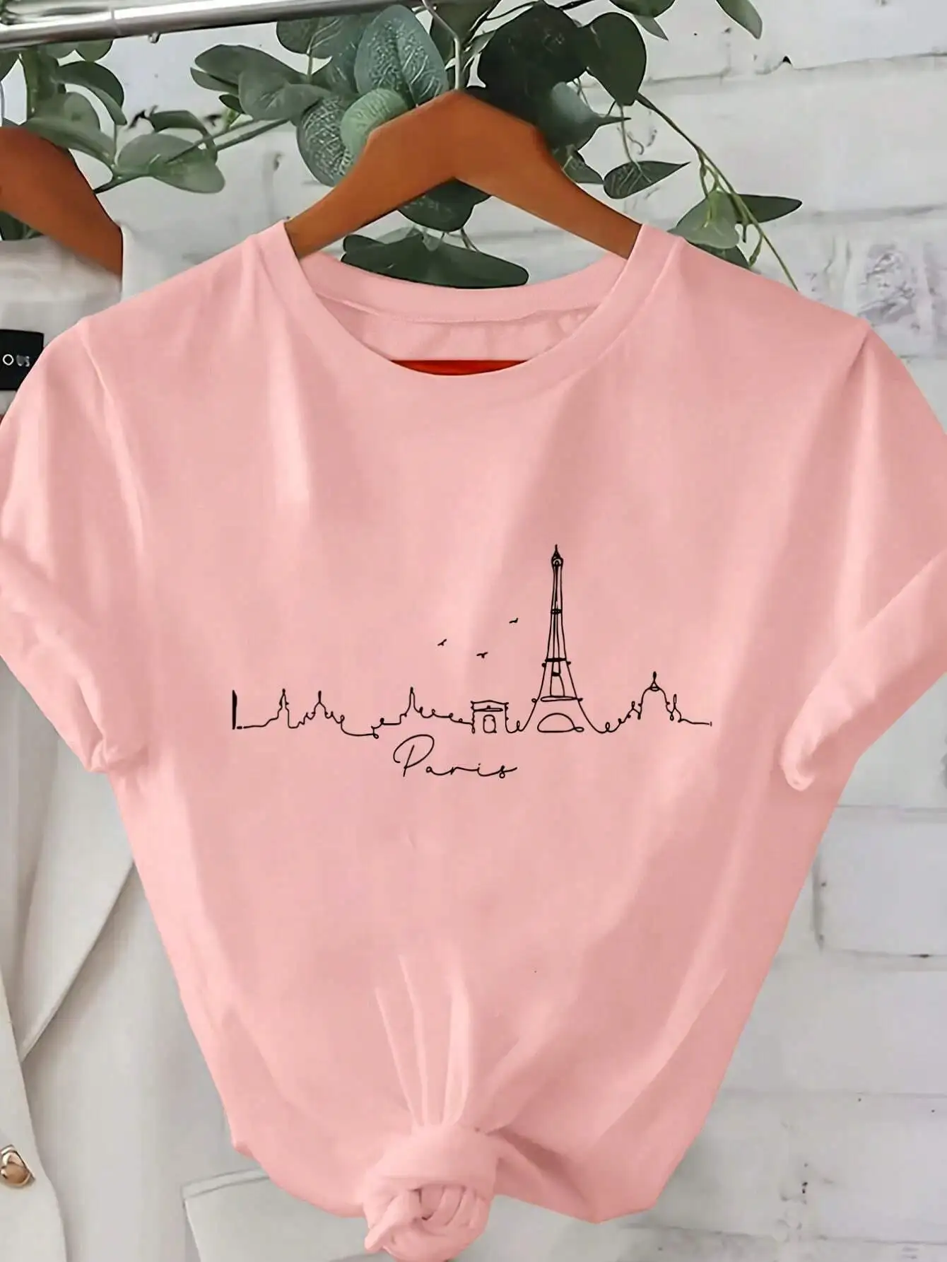 Шикарная розовая футболка больших размеров с принтом Paris Skyline для модных пышных дам, большие размеры
Шикарная розовая футболка больших размеров с принтом Paris Skyline для модных пышных дам, большие размеры
