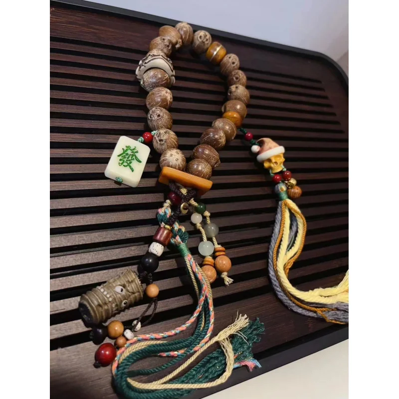 Leather Purple Golden Rat Handheld Matching Guagua Fortune Running Ring Return Old Bone Deer Antler Guardian Adai Lante
Leather Purple Golden Rat Handheld Matching Guagua Fortune Running Ring Return Old Bone Deer Antler Guardian Adai Lante