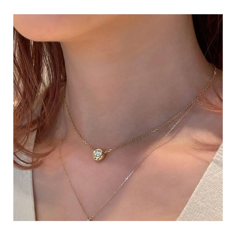 New Classic Bubble Necklace Women's Simple Niche Design Sense Single Zircon Pendant Collarbone Chain for Girlfriend Gift
New Classic Bubble Necklace Women's Simple Niche Design Sense Single Zircon Pendant Collarbone Chain for Girlfriend Gift