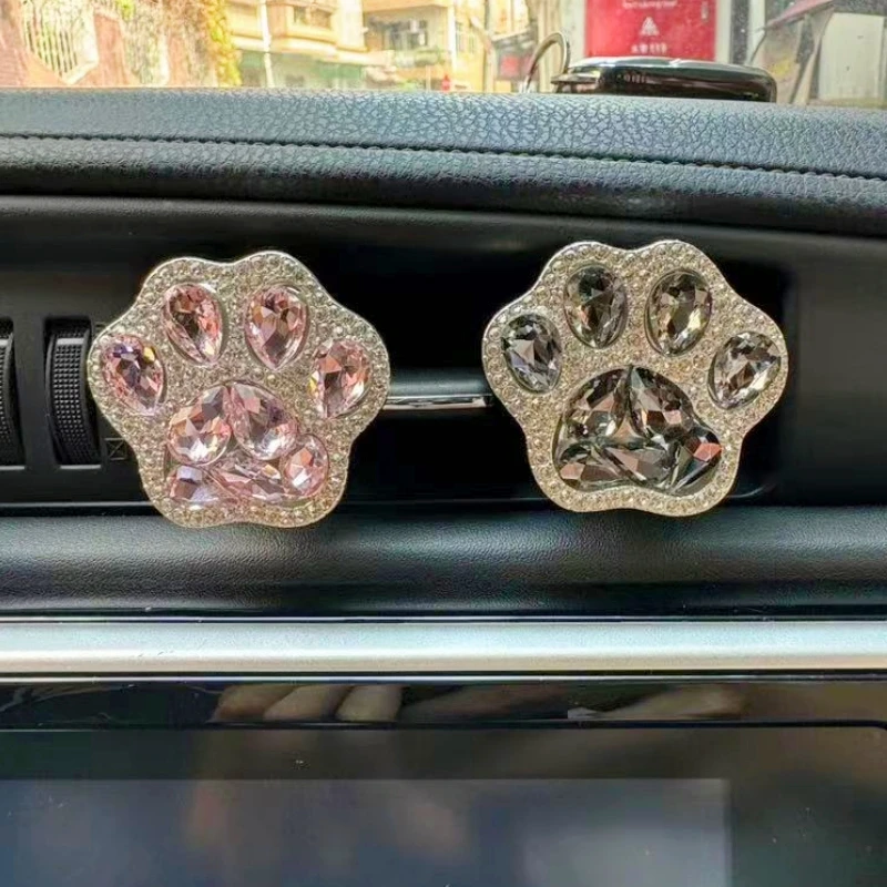 Creative Sparkling Diamond Cat Paw Car Fragrance Perfume Clip Air Bears Aroma Car Decoration Air Fresher Decoration Accessories
Creative Sparkling Diamond Cat Paw Car Fragrance Perfume Clip Air Bears Aroma Car Decoration Air Fresher Decoration Accessories