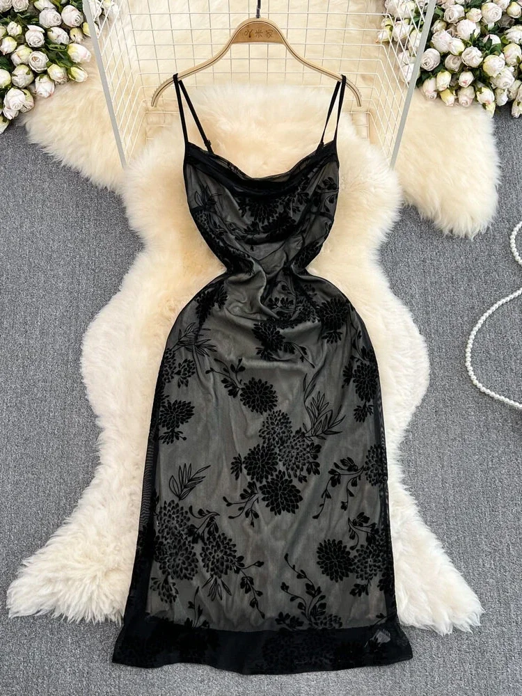 Women Retro Black Club Party Dress Sleeveless A-line Lace Bodycon Dress Summer Sexy Fashion Elegant Floral Mesh Robe Vest
Women Retro Black Club Party Dress Sleeveless A-line Lace Bodycon Dress Summer Sexy Fashion Elegant Floral Mesh Robe Vest