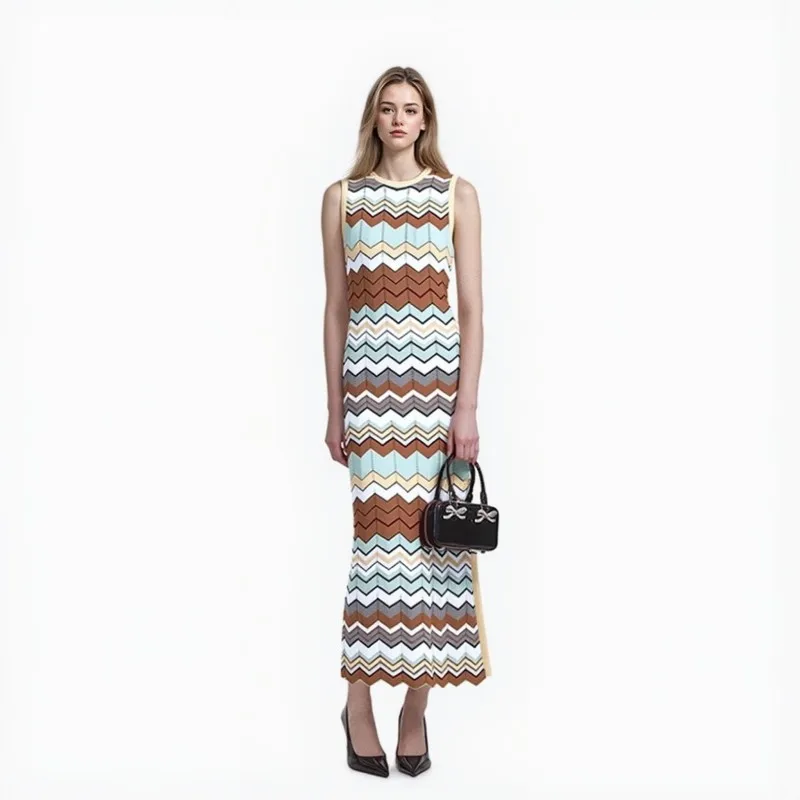 High Quality Spring and Summer Elegant Lady Round Neck Sleeveless Wavy Striped Mid-length Knitted Dress
High Quality Spring and Summer Elegant Lady Round Neck Sleeveless Wavy Striped Mid-length Knitted Dress