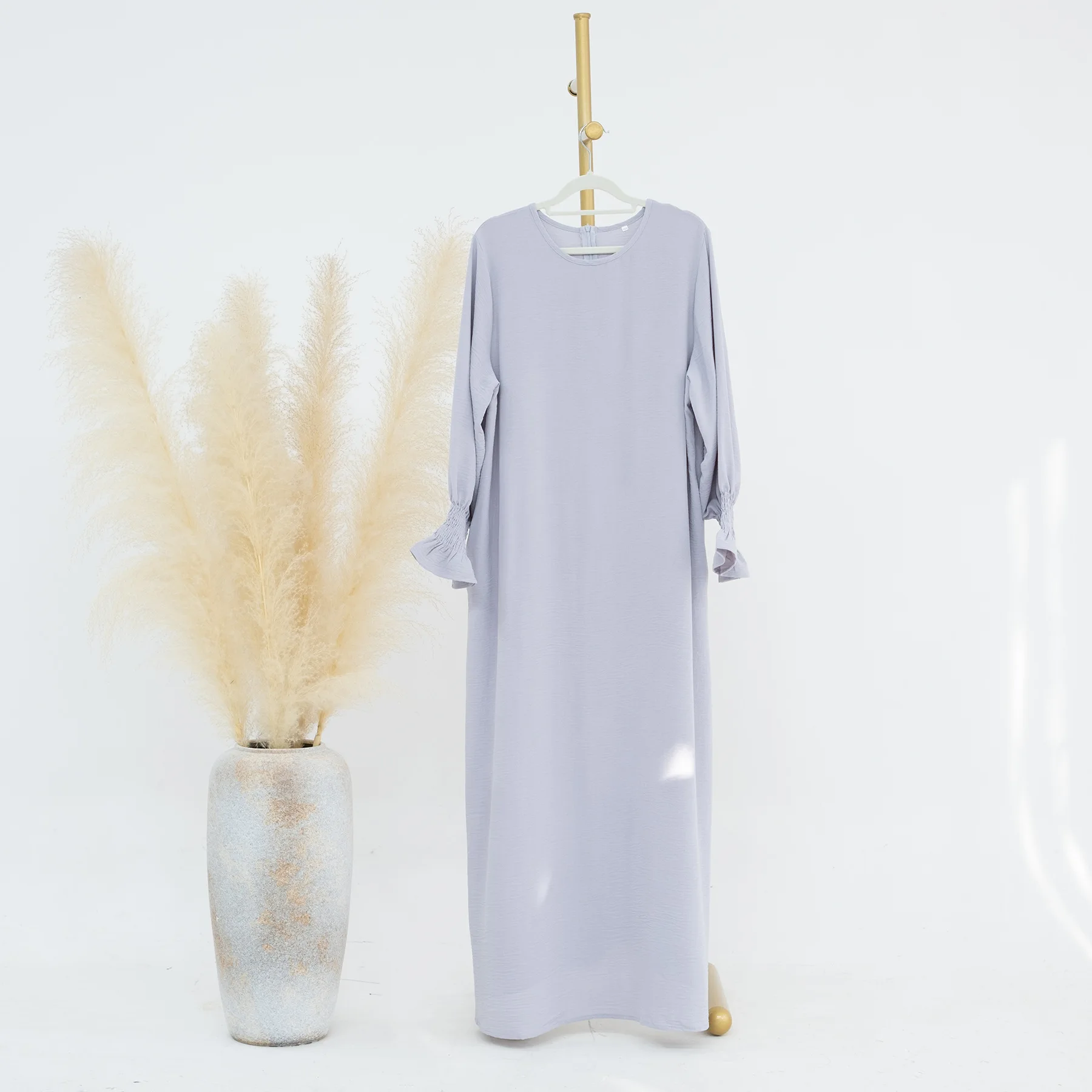 Muslim Fashion Abaya New Selling Fashion Middle East Dubai Turkey Solid Color Plus-size Women's Dress Abaya 
Muslim Fashion Abaya New Selling Fashion Middle East Dubai Turkey Solid Color Plus-size Women's Dress Abaya