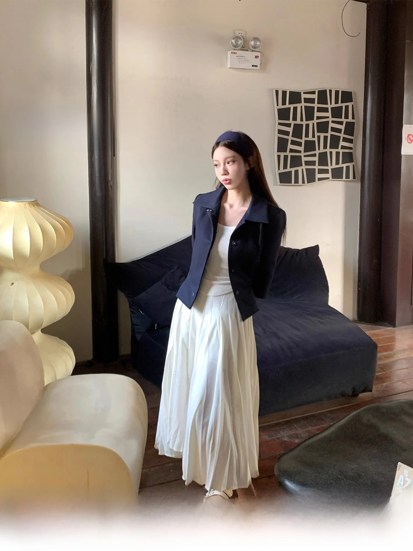 Белая женская юбка-миди А-силуэта с драпировкой, высокой талией, из полиэстеровой смеси, повседневная, для офиса, с полным оборчатым подолом
Белая женская юбка-миди А-силуэта с драпировкой, высокой талией, из полиэстеровой смеси, повседневная, для офиса, с полным оборчатым подолом