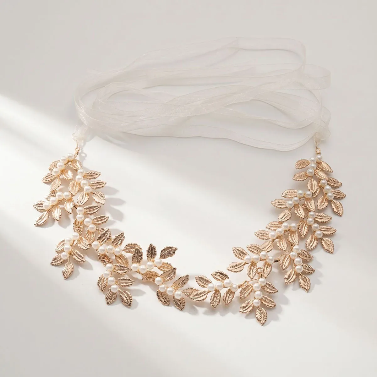 SLBRIDAL Handmade Alloy Flower Leaf Rhinestones Pearls Bridal Headband Wedding Long Headpieces Bridesmaids Women Hair Jewelry
SLBRIDAL Handmade Alloy Flower Leaf Rhinestones Pearls Bridal Headband Wedding Long Headpieces Bridesmaids Women Hair Jewelry