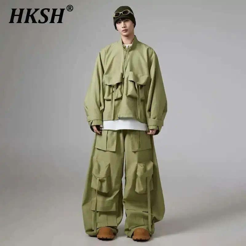 HKSH Весенние новые мужские повседневные куртки в стиле панк Ins, оригинальный нишевый дизайн с несколькими карманами на молнии, свободные повседневные куртки в стиле сафари, комплект брюк HK4463
HKSH Весенние новые мужские повседневные куртки в стиле панк Ins, оригинальный нишевый дизайн с несколькими карманами на молнии, свободные повседневные куртки в стиле сафари, комплект брюк HK4463