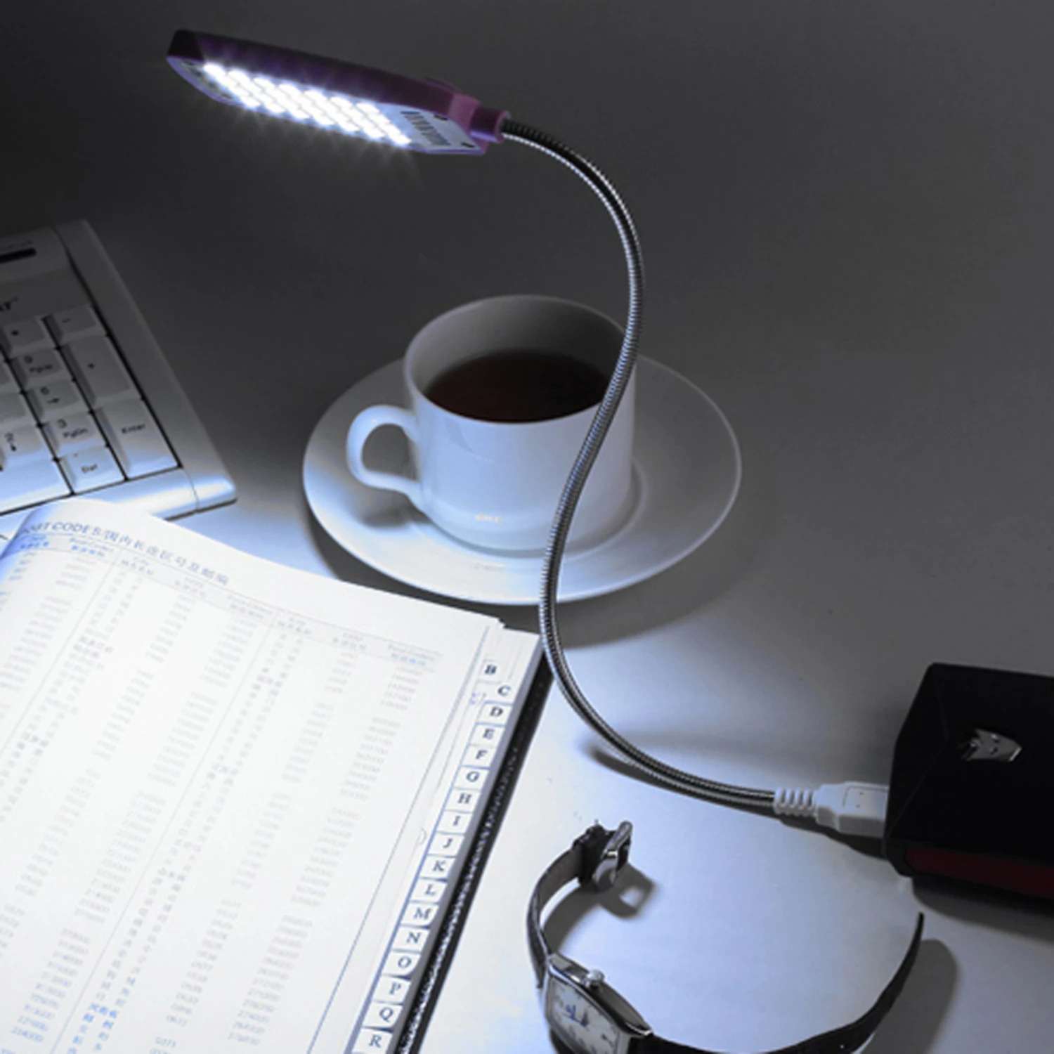 New Flexible USB Night Light with 28 LEDs for Book Reading, Laptop, Notebook, and Computer Desktop - Flicker-Free Eyesight Prote
New Flexible USB Night Light with 28 LEDs for Book Reading, Laptop, Notebook, and Computer Desktop - Flicker-Free Eyesight Prote