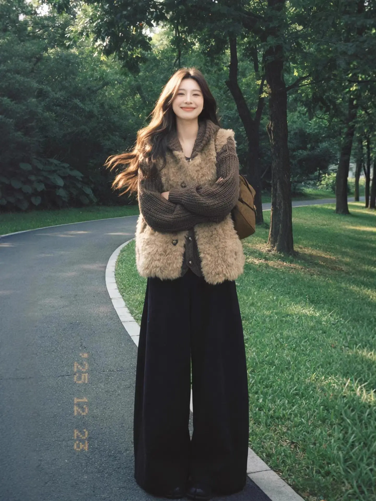 Winter Fashion plus Size Women's Sheepskin Vest Sweater Wide Leg Pants Three Piece Set Casual Comfortable Warm Polyester
Winter Fashion plus Size Women's Sheepskin Vest Sweater Wide Leg Pants Three Piece Set Casual Comfortable Warm Polyester
