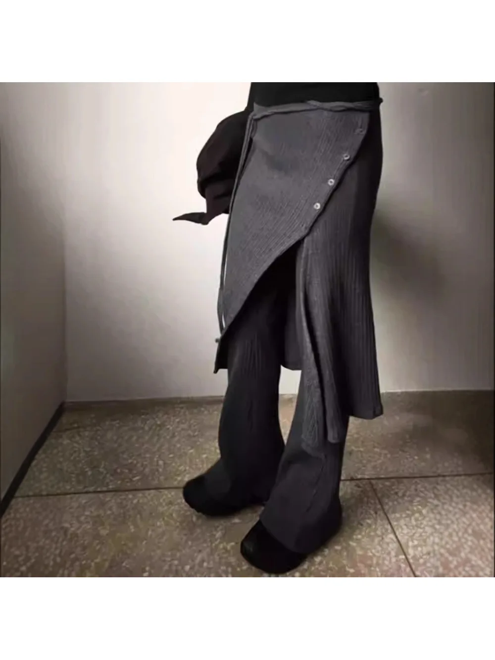 2026 New Micro Pull up Pants with Detachable Wrap and Strap, Half Skirt Set, Looks Thin, Trendy, Small and Popular, Spicy Girl
2026 New Micro Pull up Pants with Detachable Wrap and Strap, Half Skirt Set, Looks Thin, Trendy, Small and Popular, Spicy Girl