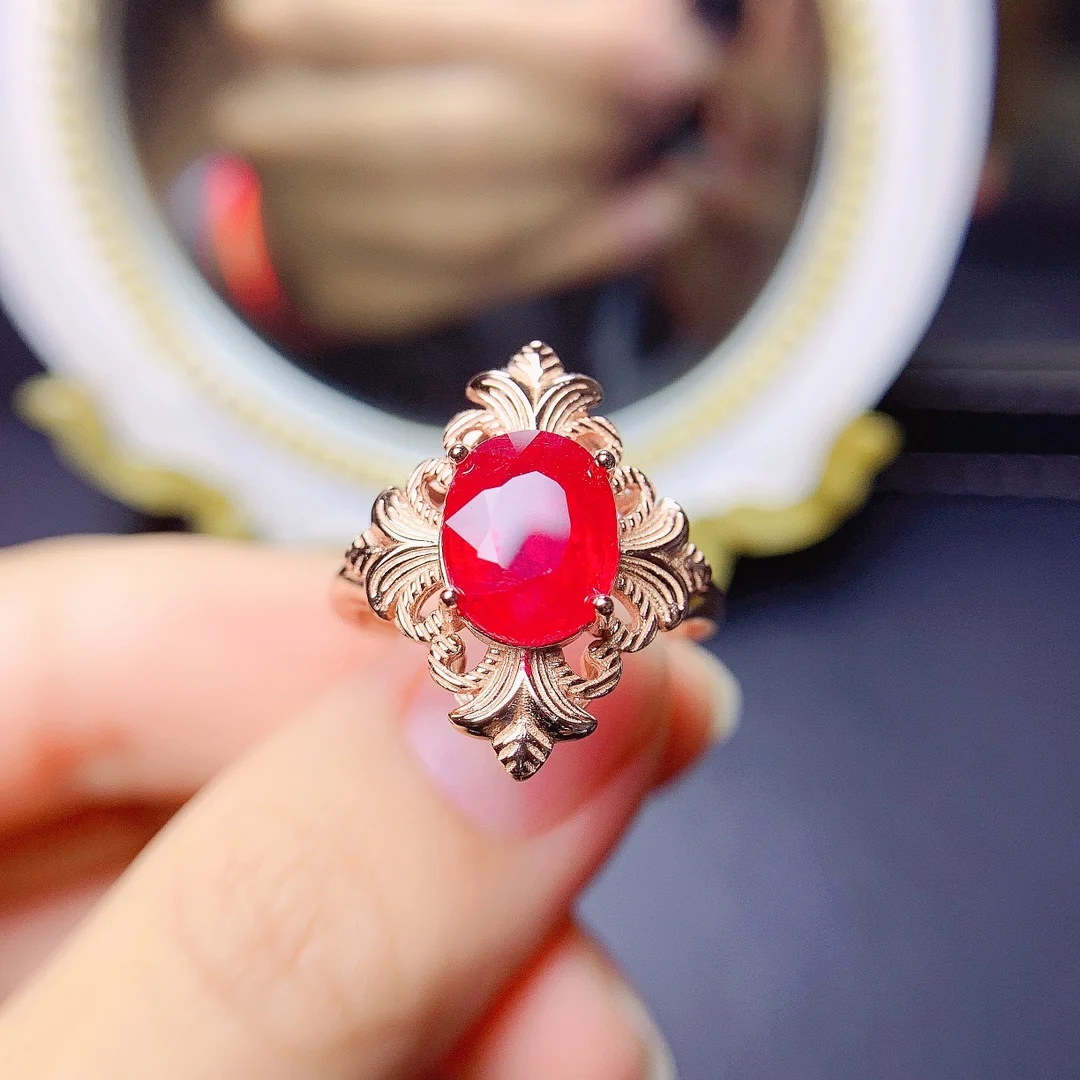 Sterling Silver 925 wedding ring Myanmar Ruby ring women's luxury free mailing jewelry women's original jewelry boutique
Sterling Silver 925 wedding ring Myanmar Ruby ring women's luxury free mailing jewelry women's original jewelry boutique