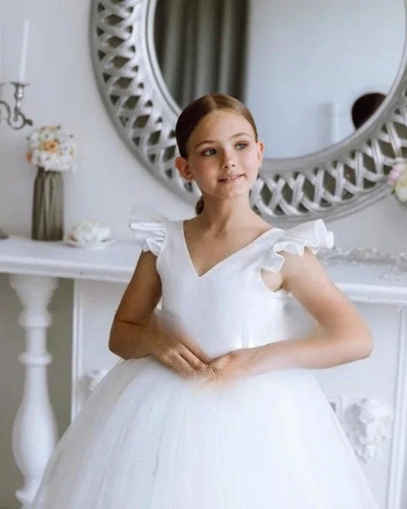 Tutu Flower Girl Dress Satin Baby Toddler Dress with Train Junior Bridesmaid Wedding Dress Princess Pageant Dresses for Girls
Tutu Flower Girl Dress Satin Baby Toddler Dress with Train Junior Bridesmaid Wedding Dress Princess Pageant Dresses for Girls