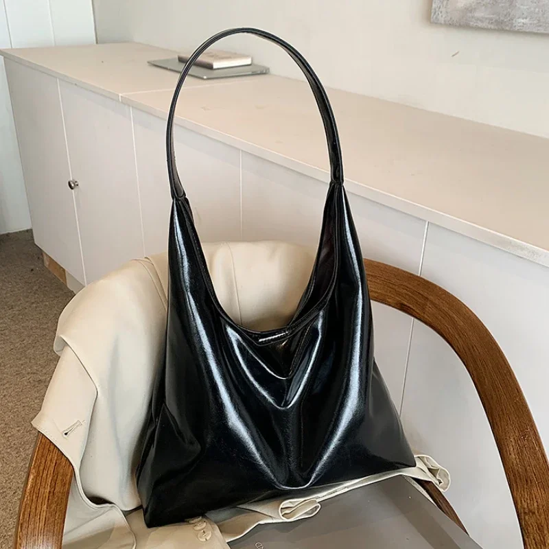 Vintage Pu Leather Women's Shoulder Bags Large Capacity Tote Bag Ladies Fashion Commuter Underarm Female Shoppping Handbags
Vintage Pu Leather Women's Shoulder Bags Large Capacity Tote Bag Ladies Fashion Commuter Underarm Female Shoppping Handbags