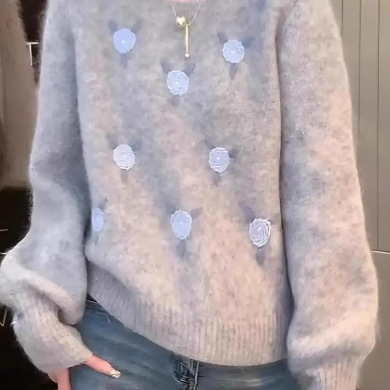 Горячая новинка осени и зимы, модная легкая роскошная женская одежда больших размеров, пуловер в ленивом стиле, удобный теплый свободный вязаный свитер
Горячая новинка осени и зимы, модная легкая роскошная женская одежда больших размеров, пуловер в ленивом стиле, удобный теплый свободный вязаный свитер