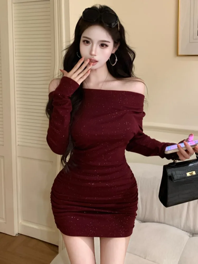 Shiny Pure Desire Sexy Shoulder Bared Flocking Dress New Year Red High Waist Slimming Bodycon Skirt Korean Style Commute
Shiny Pure Desire Sexy Shoulder Bared Flocking Dress New Year Red High Waist Slimming Bodycon Skirt Korean Style Commute
