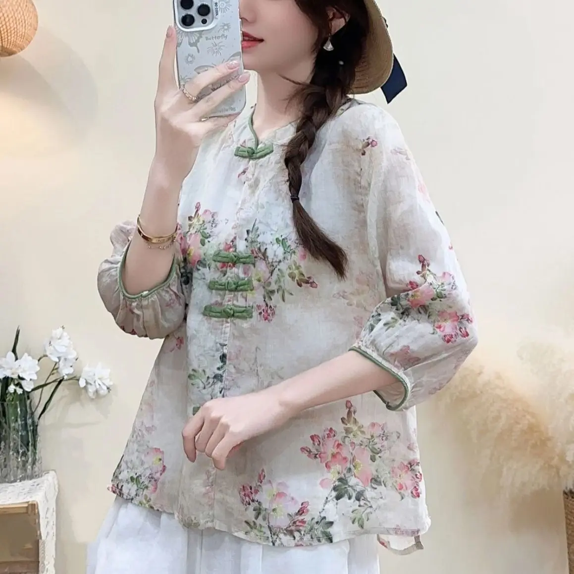 New Chinese Style Women 2025 Spring Summer New Collection Stand Collar, Button Closure Loose Fit Versatile Retro Thin Shirt
New Chinese Style Women 2025 Spring Summer New Collection Stand Collar, Button Closure Loose Fit Versatile Retro Thin Shirt