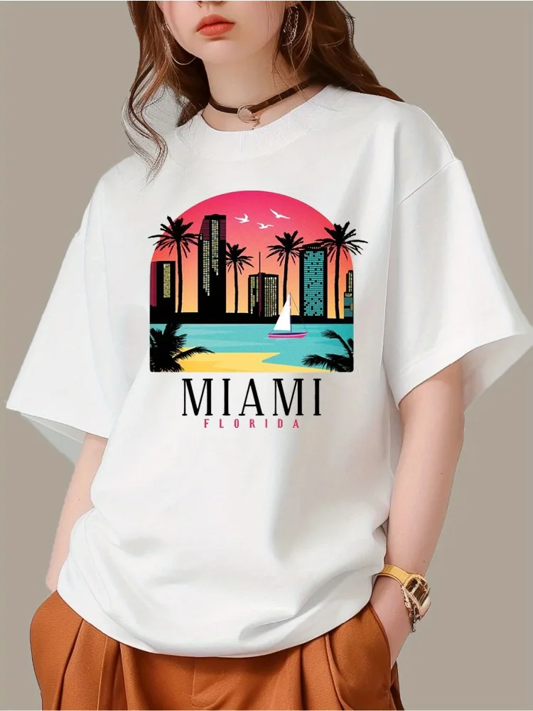 Miami style women's fashionable printed T-shirt round neck short sleeved T-shirt casual Harajuku women's T-shirt
Miami style women's fashionable printed T-shirt round neck short sleeved T-shirt casual Harajuku women's T-shirt