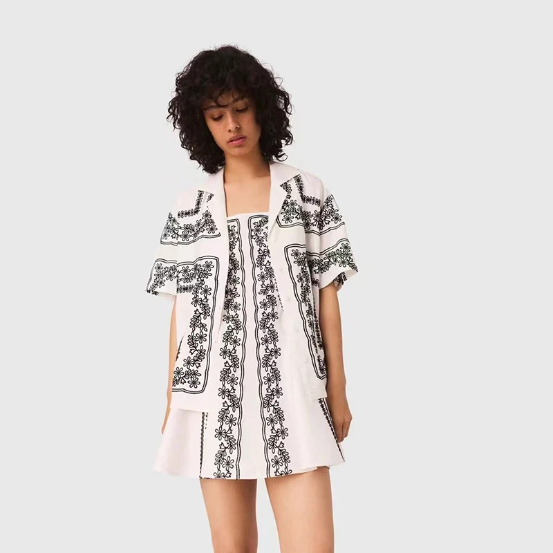 Summer 2025 Women's Mediterranean Style Short Sleeve Embroidered Shirt Black White Casual Simple Linen Blend Top
Summer 2025 Women's Mediterranean Style Short Sleeve Embroidered Shirt Black White Casual Simple Linen Blend Top