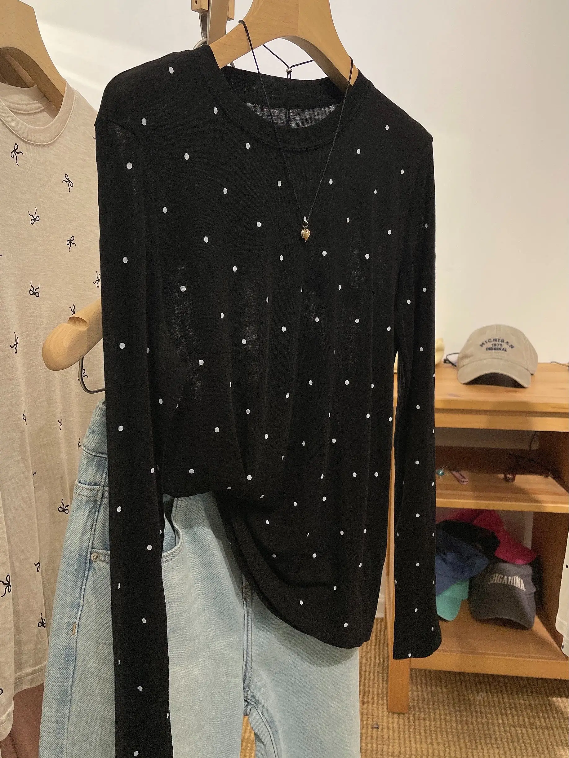 plus Size Women's Long Sleeve T-Shirt Summer New Style Polka Dot Sun Protection Outerwear Casual Loose Fit round Neck Cotton
plus Size Women's Long Sleeve T-Shirt Summer New Style Polka Dot Sun Protection Outerwear Casual Loose Fit round Neck Cotton