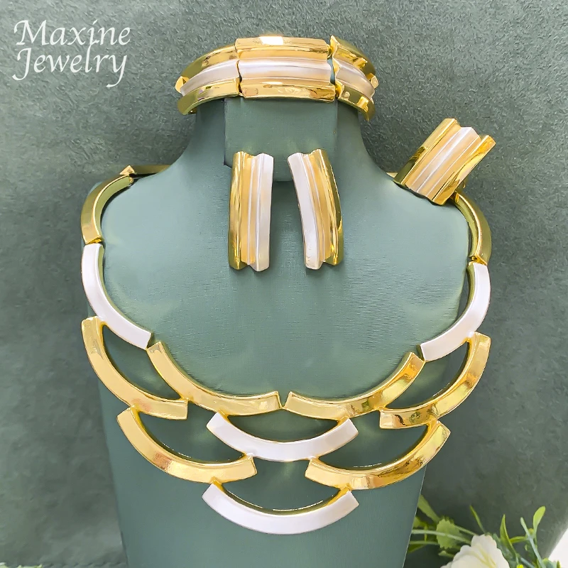 Geometric Linked Exaggerated Chunky Choker 4Pcs Jewelry Set Collar Necklace Earrings Bracelet Ring Bridal Wedding Party Gifts
Geometric Linked Exaggerated Chunky Choker 4Pcs Jewelry Set Collar Necklace Earrings Bracelet Ring Bridal Wedding Party Gifts
