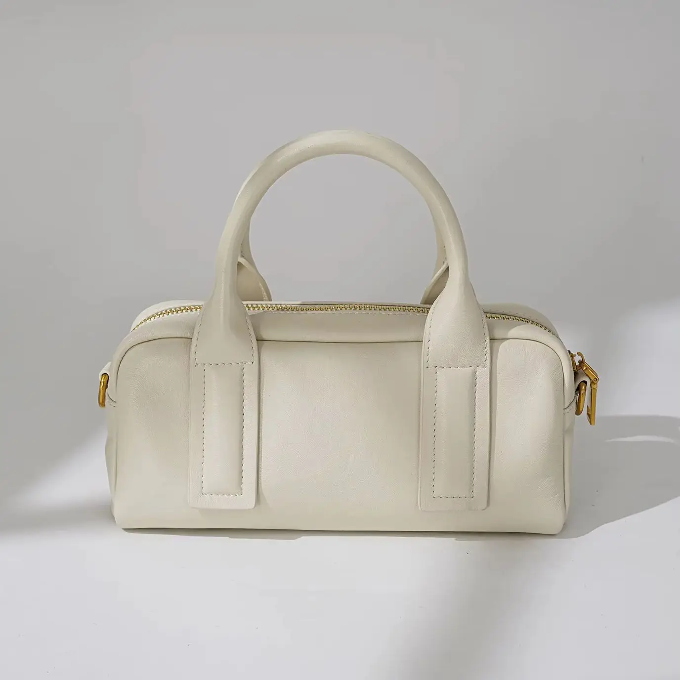 Genuine Grade Women's Leather Handbag Luxury Deisgner Brand Cowhide Ladies Small Shoulder Crossbody Bags for Woman Tote 2026 New
Genuine Grade Women's Leather Handbag Luxury Deisgner Brand Cowhide Ladies Small Shoulder Crossbody Bags for Woman Tote 2026 New