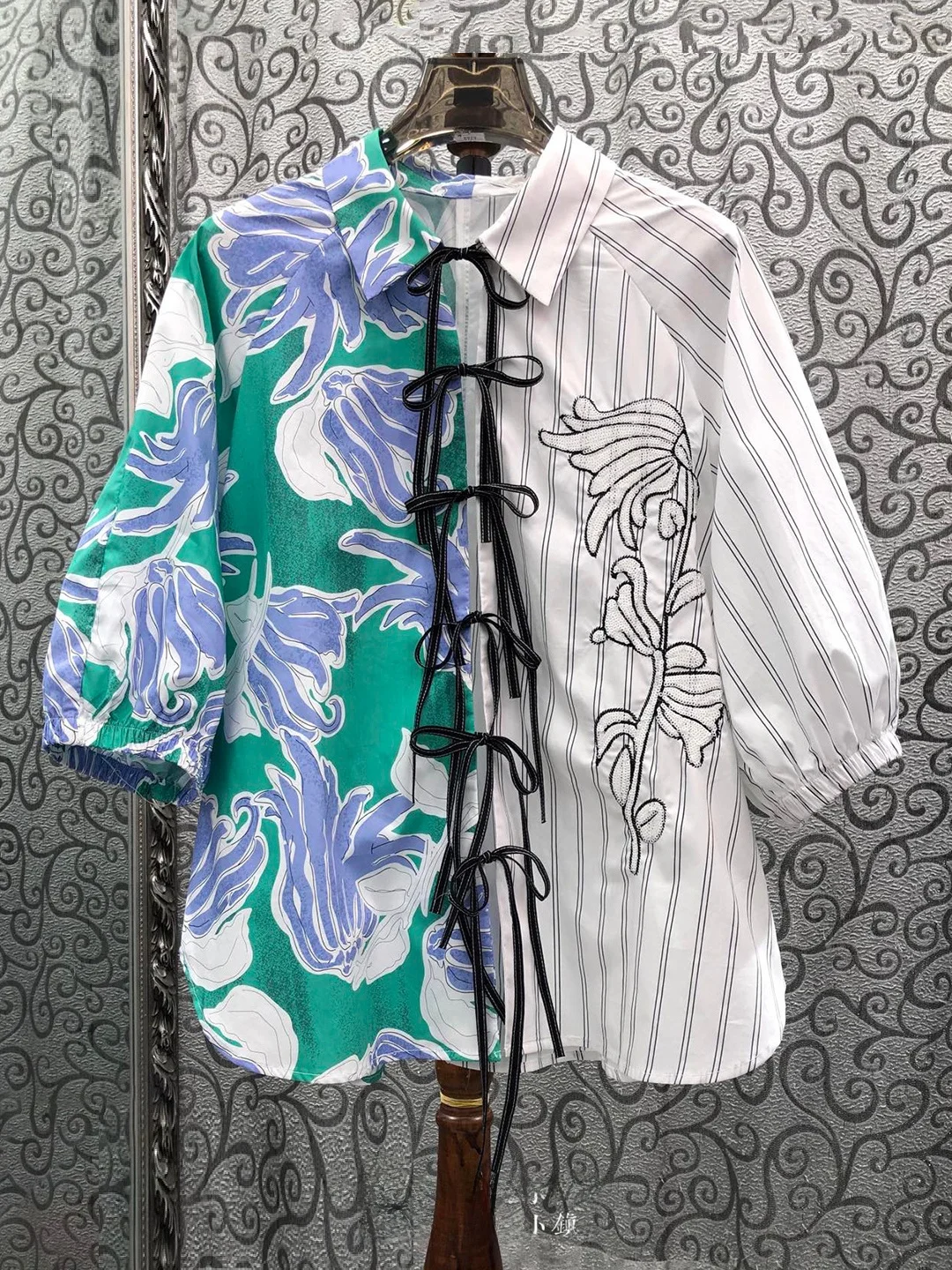 Loose Bubble Sleeve Shirt Milan Small Town South Oil High Version European New Chinese Print Stripe Patchwork Belted Summer S...
Loose Bubble Sleeve Shirt Milan Small Town South Oil High Version European New Chinese Print Stripe Patchwork Belted Summer S...
