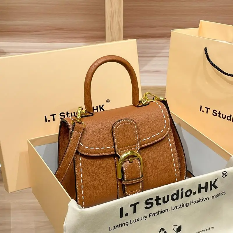 Роскошная большая кожаная сумка Capaci, женская сумка через плечо, гонконгская летняя сумка 202, новинка 202, сумка через плечо с мягкой ручкой
Роскошная большая кожаная сумка Capaci, женская сумка через плечо, гонконгская летняя сумка 202, новинка 202, сумка через плечо с мягкой ручкой