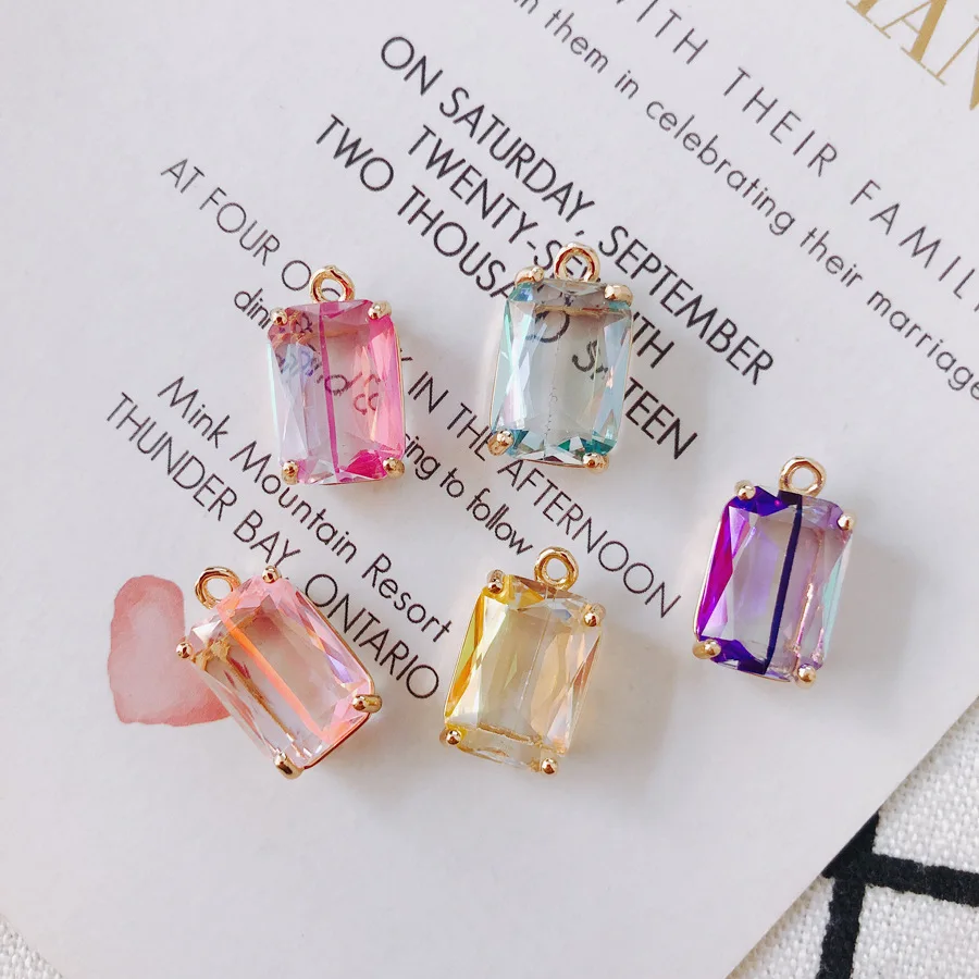 10pcs/ Bag Fashion new DIY accessories two color gradual change color crystal splicing Square Cut Pendant
10pcs/ Bag Fashion new DIY accessories two color gradual change color crystal splicing Square Cut Pendant