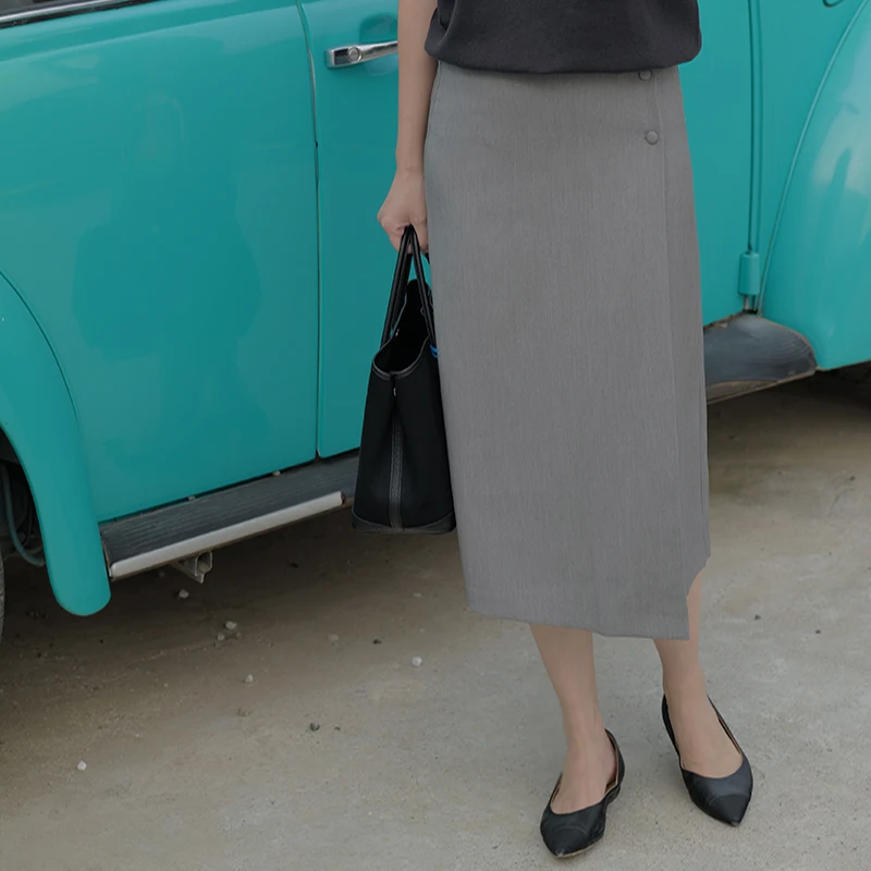 Yilang Black Cherry Garden Three-Button Straight-Line Simple Style Midi A-Line Skirt Women's D69 Slimming Half Skirt
Yilang Black Cherry Garden Three-Button Straight-Line Simple Style Midi A-Line Skirt Women's D69 Slimming Half Skirt
