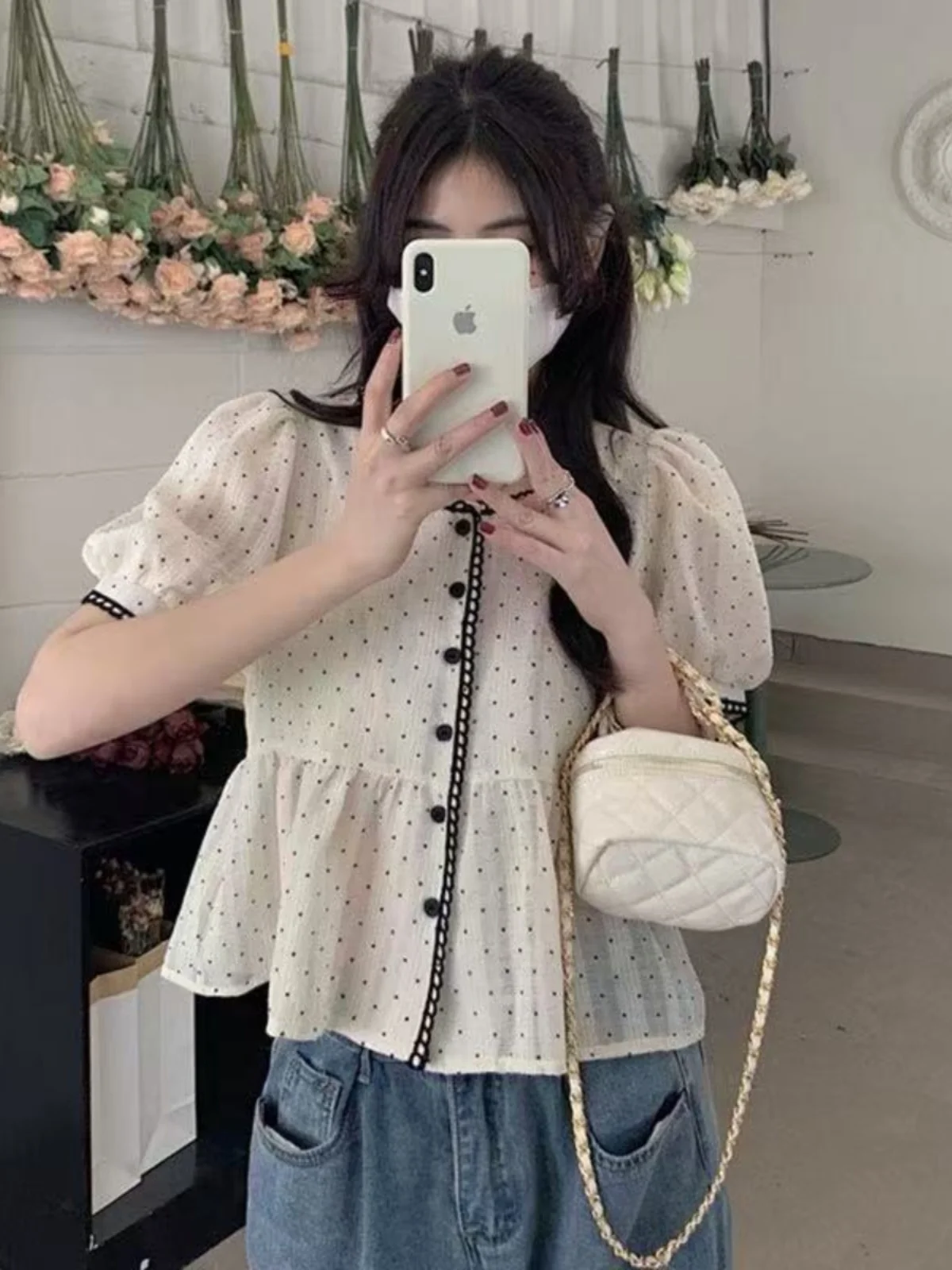 Chic Polka Dot ort Sve irt Ele Beautiful Fem Top Summer 2025 Straight Cut round Ne Bubble Sve Single Butto...
Chic Polka Dot ort Sve irt Ele Beautiful Fem Top Summer 2025 Straight Cut round Ne Bubble Sve Single Butto...