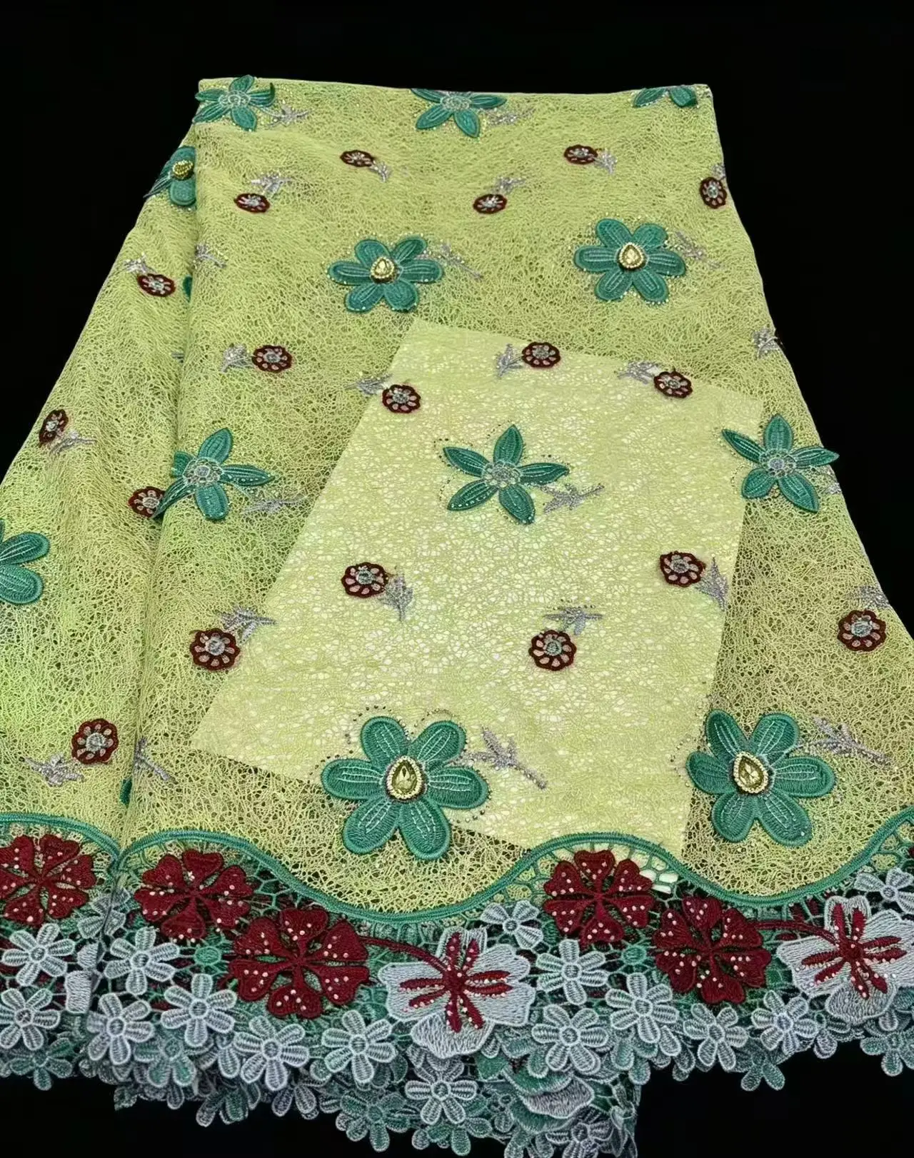 Luxury African Big Gem Water Soluble Lace Fabric Stone High Quality 3D French Nigerian Tulle Lace Fabric Women Party Dress Sew
Luxury African Big Gem Water Soluble Lace Fabric Stone High Quality 3D French Nigerian Tulle Lace Fabric Women Party Dress Sew