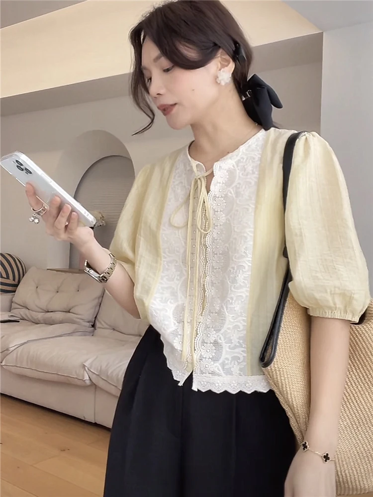 Korean Style Bubble Sleeve Shirt Women's Short Lace Patchwork Summer Design Color Block Small Size Fashionable Top
Korean Style Bubble Sleeve Shirt Women's Short Lace Patchwork Summer Design Color Block Small Size Fashionable Top