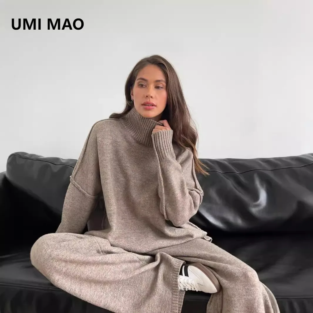 UMI MAO шерстяной свитер с высоким воротом и разрезом для женщин, свободные повседневные вязаные длинные брюки, комплект из двух предметов
UMI MAO шерстяной свитер с высоким воротом и разрезом для женщин, свободные повседневные вязаные длинные брюки, комплект из двух предметов