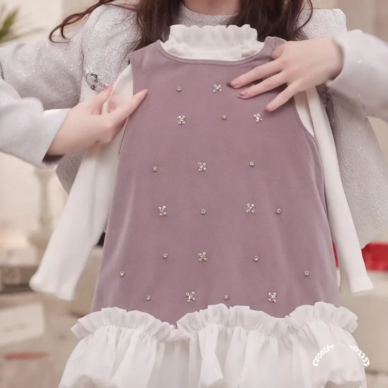 New Girls' Velvet Autumn Winter Sleeveless Patchwork Lace Fashion Versatile Baby Fleece Vest Dress
New Girls' Velvet Autumn Winter Sleeveless Patchwork Lace Fashion Versatile Baby Fleece Vest Dress