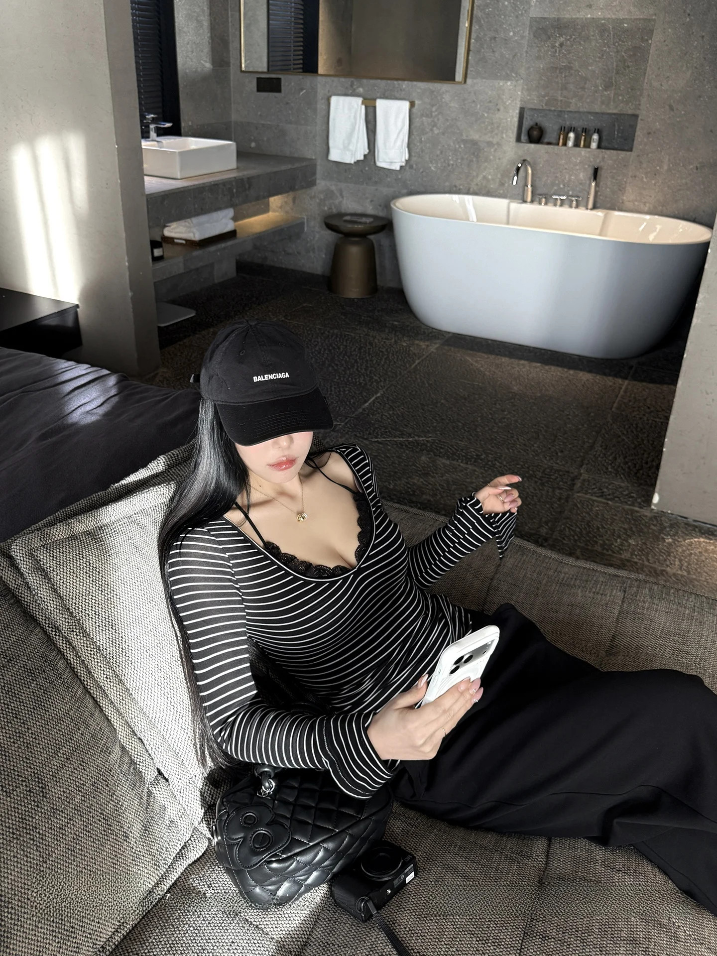 Slimming Effect Woolen Knitted Striped Fake Two-Piece Long Sleeve T-Shirt for Women Spring 2026 Black Zen Seven Sexy Style
Slimming Effect Woolen Knitted Striped Fake Two-Piece Long Sleeve T-Shirt for Women Spring 2026 Black Zen Seven Sexy Style