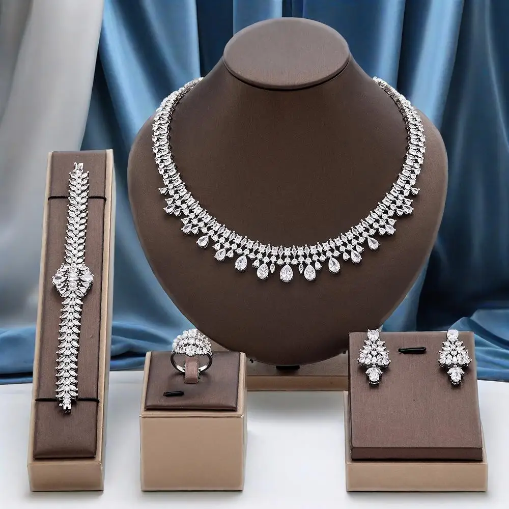 Модные комплекты ожерелья 2025, комплект свадебных украшений с белым фианитом, Дубай, Саудовская Аксессуары для свадебной вечеринки и помолвки
Модные комплекты ожерелья 2025, комплект свадебных украшений с белым фианитом, Дубай, Саудовская Аксессуары для свадебной вечеринки и помолвки