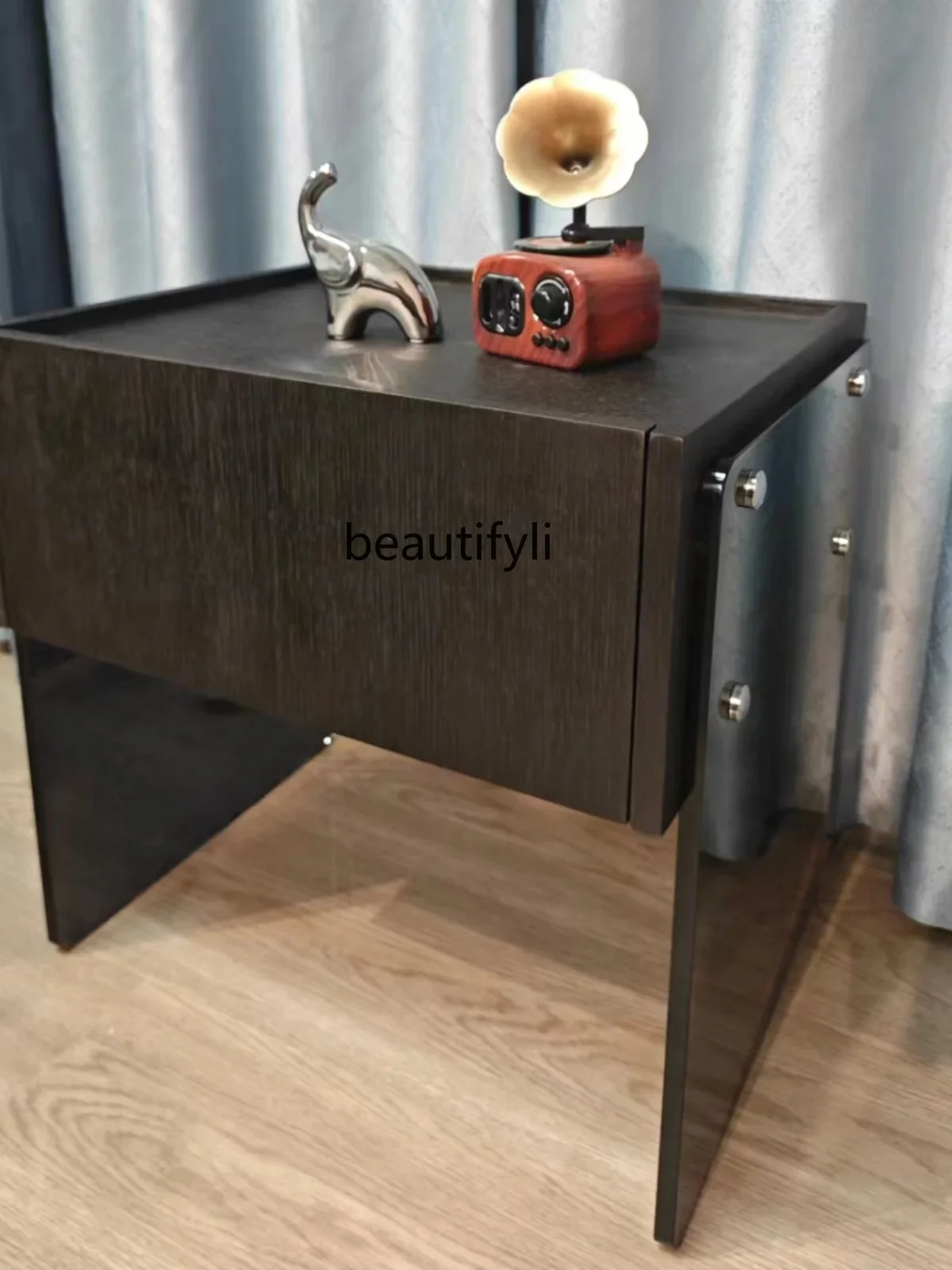 xzItalian Minimalist Acrylic Solid Wood Suspended Bedside Table Light Luxury and Simplicity Master Bedroom Designer Bedside Lock
xzItalian Minimalist Acrylic Solid Wood Suspended Bedside Table Light Luxury and Simplicity Master Bedroom Designer Bedside Lock
