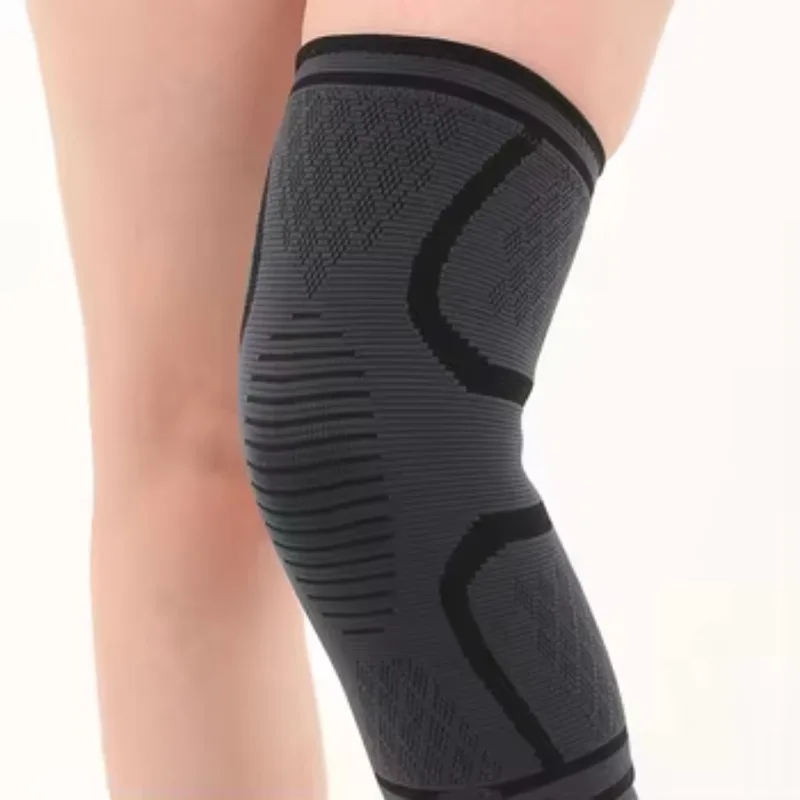 Изготовленные на заказ волейбольные наколенники Спортивные защитные наколенники
Изготовленные на заказ волейбольные наколенники Спортивные защитные наколенники