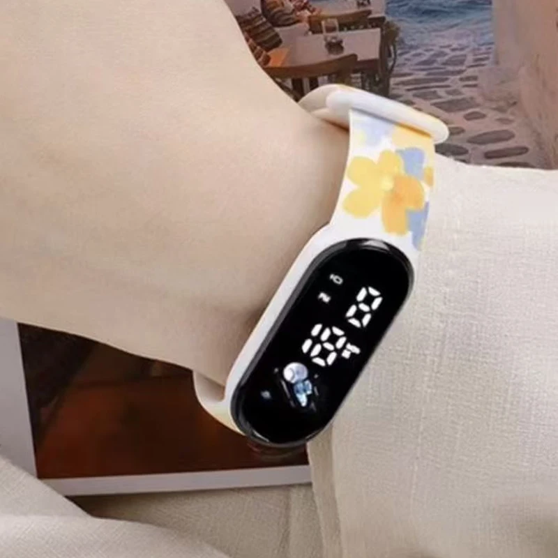 Xiaomi's new watch strap is suitable for Xiaomi 8 9 generation smartwatch strap replacement Xiaomi Band 3 4 5 6 7 generation
Xiaomi's new watch strap is suitable for Xiaomi 8 9 generation smartwatch strap replacement Xiaomi Band 3 4 5 6 7 generation